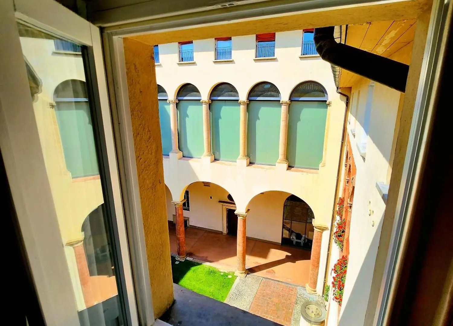 Apartamento Fantuzzi Palace Bolonha